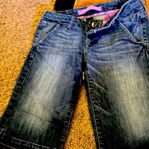 Bermuda trouser shorts